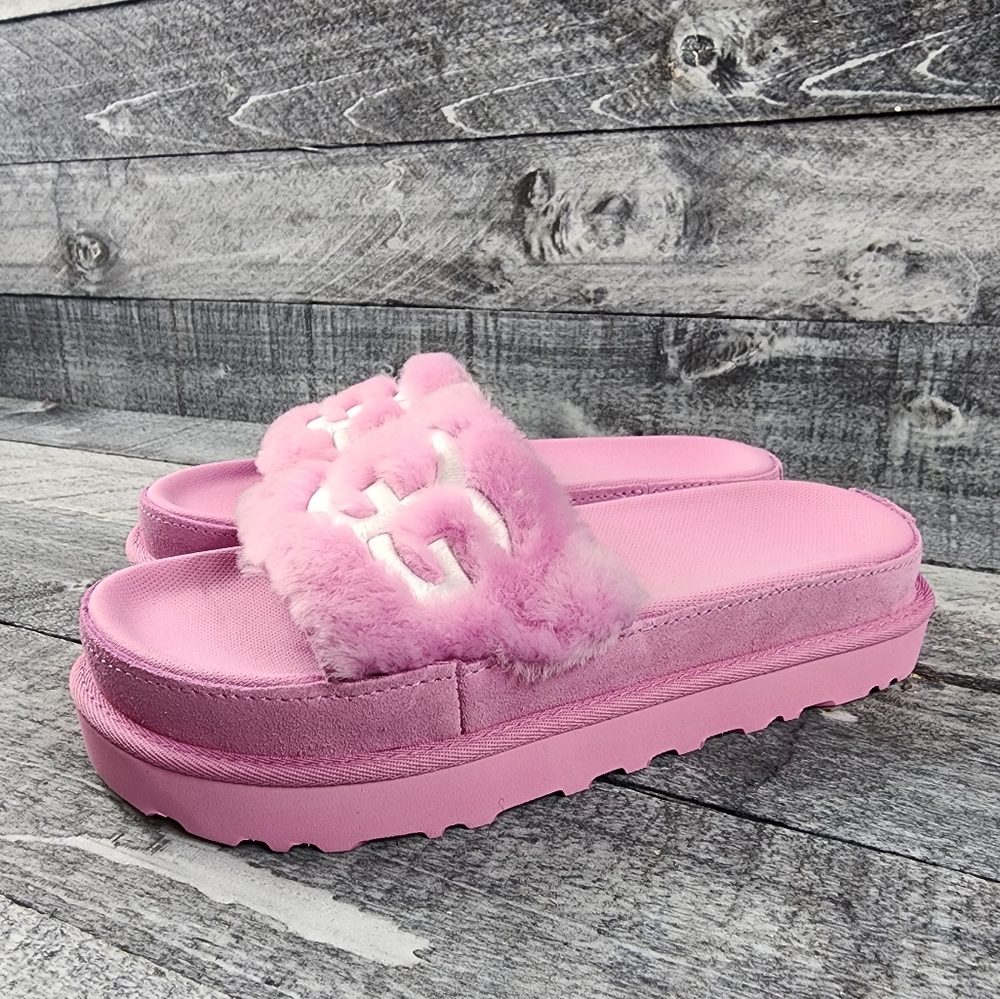 Sold New Ugg Laton Slides Pink Size 8